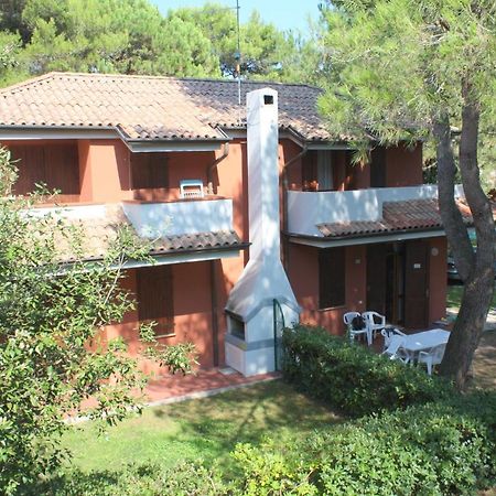 Villaggio Delle Meduse Bibione Bagian luar foto